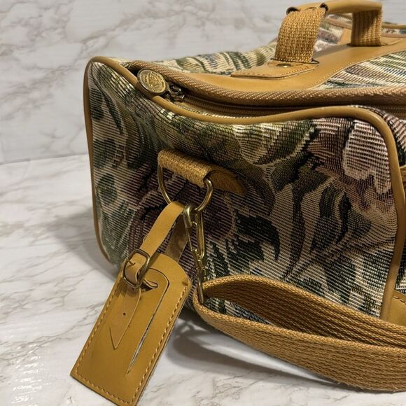 French West Indies Tapestry Floral Print Zip Over Night Carry On Travel bag - Picture 6 of 14